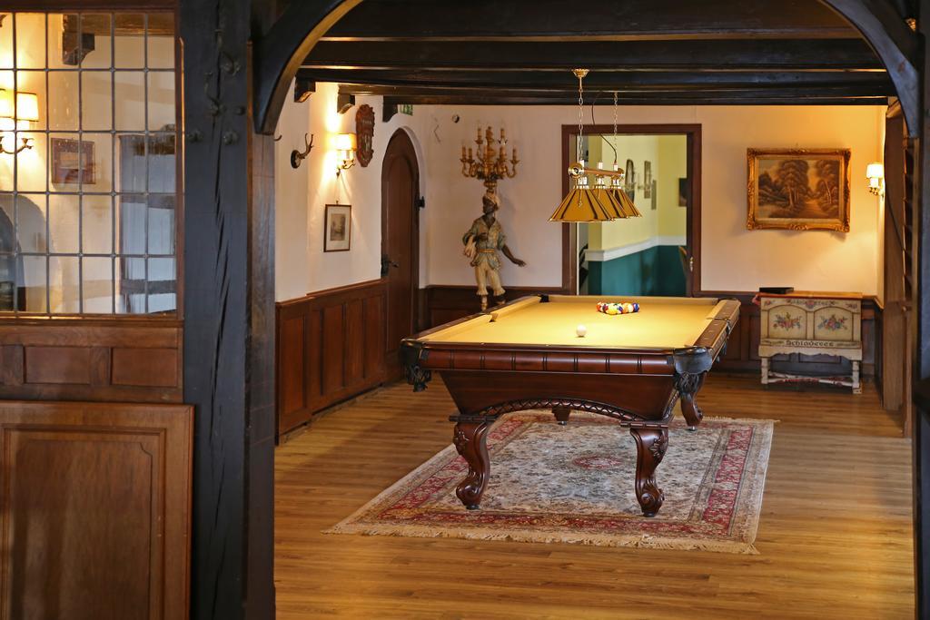 Hotel In Der Strassen Золинген Экстерьер фото
