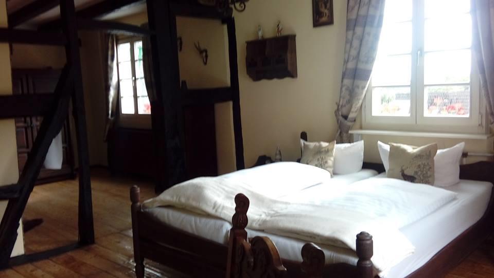 Hotel In Der Strassen Золинген Экстерьер фото
